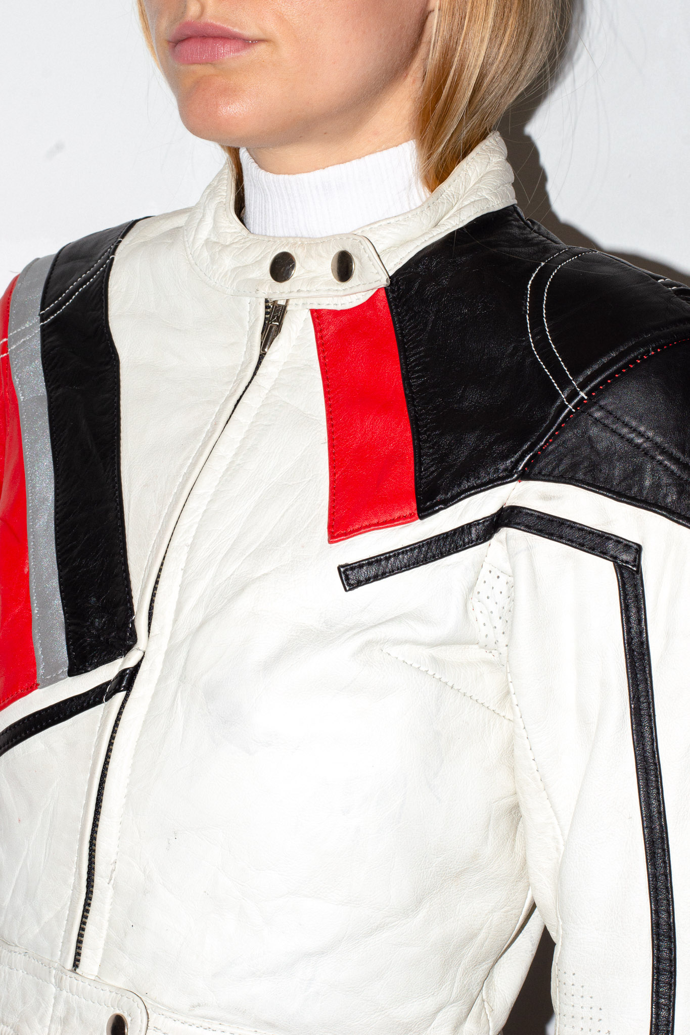 German vintage 80s cropped red white black leather racing jacket, view 5